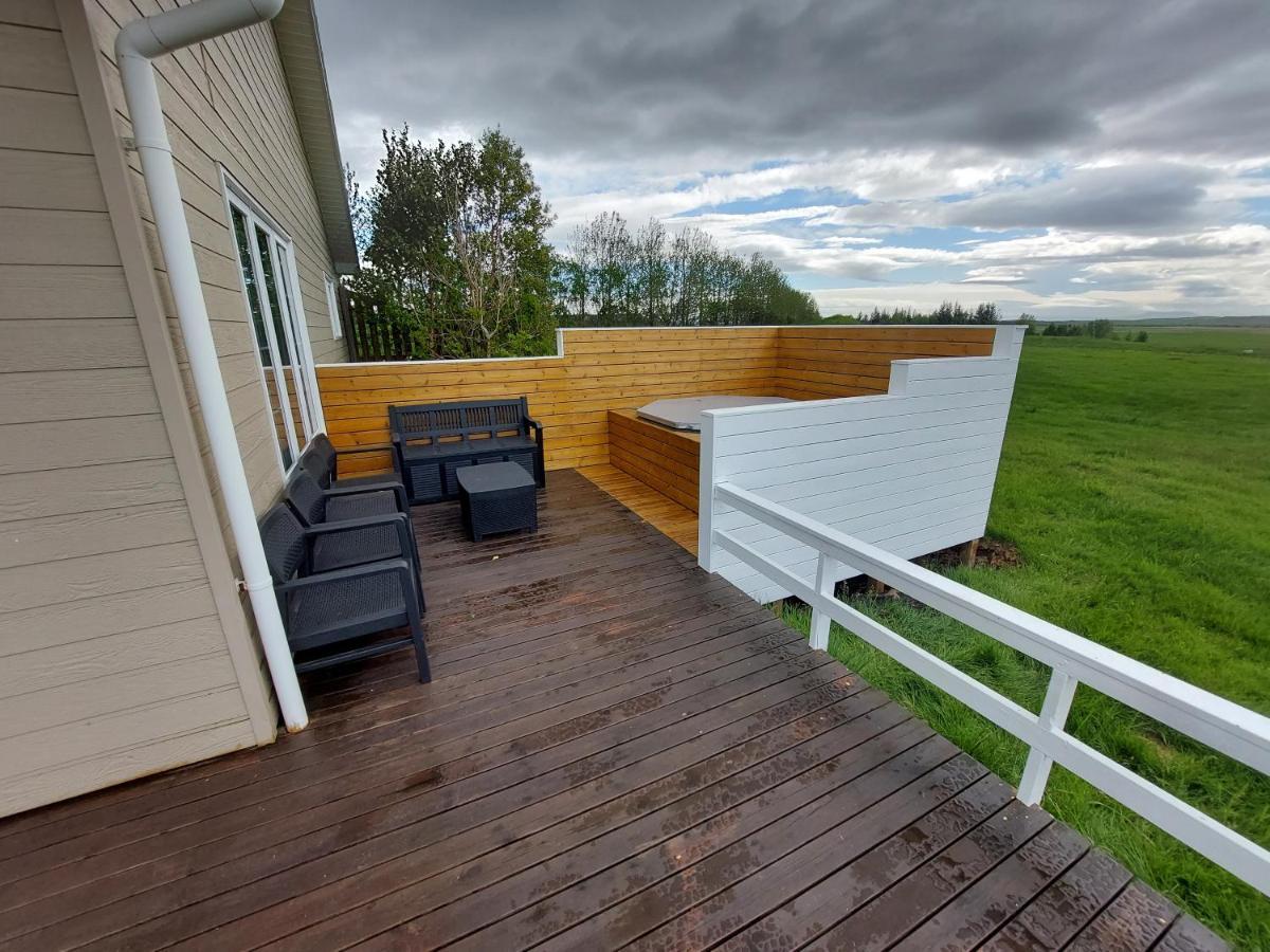 Iceland Inn Lodge, Entire Place With Hot Tub. Selfoss Dış mekan fotoğraf